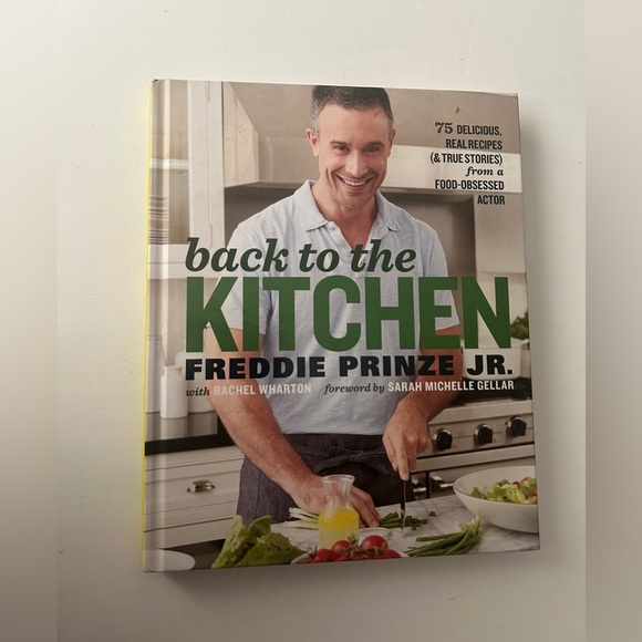 Back to the Kitchen Freddie Prinze Jr. - Picture 1 of 8